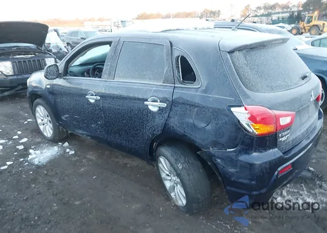 2011 Mitsubishi Outlander Sport Se z USA, uszkodzony, nr VIN JA4AP4AU8BZ001723
